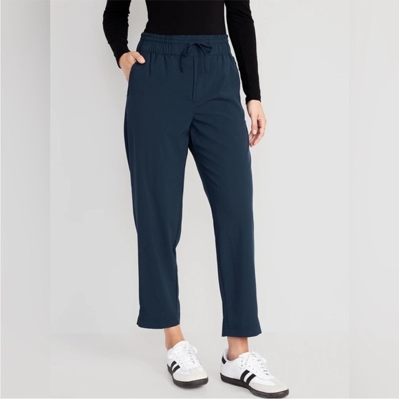 NWT! Twilight High-Waisted StretchTech Cropped Tapered Pants - Small Tall 🏋️ - Picture 1 of 3